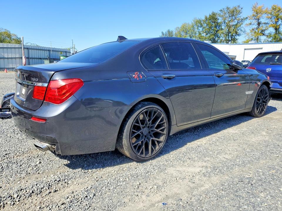 69310096 :رقم المزاد ، WBAYB6C58ED224217 vin ، 2014 Bmw 750 مزاد بيع
