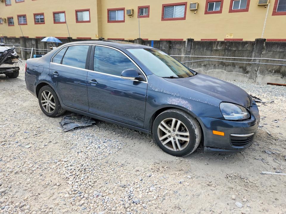 2006 Volkswagen Jetta მანქანა იყიდება აუქციონზე, vin: 3VWDF71K36M642336, აუქციონის ნომერი: 68684546