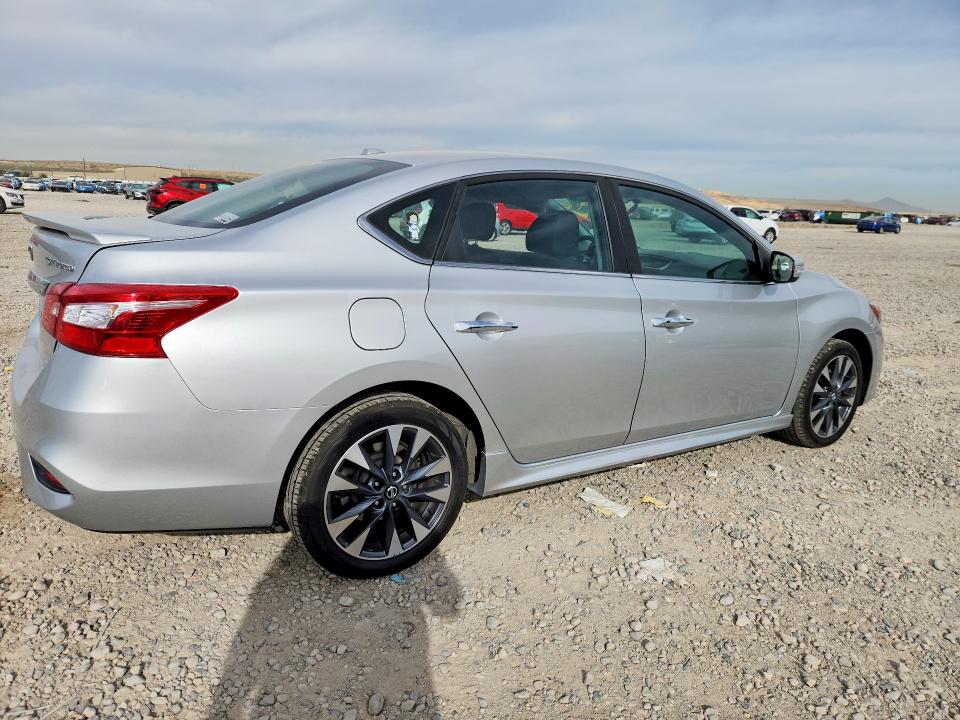 68602156 :رقم المزاد ، 3N1CB7AP2HY253045 vin ، 2017 Nissan Sentra مزاد بيع