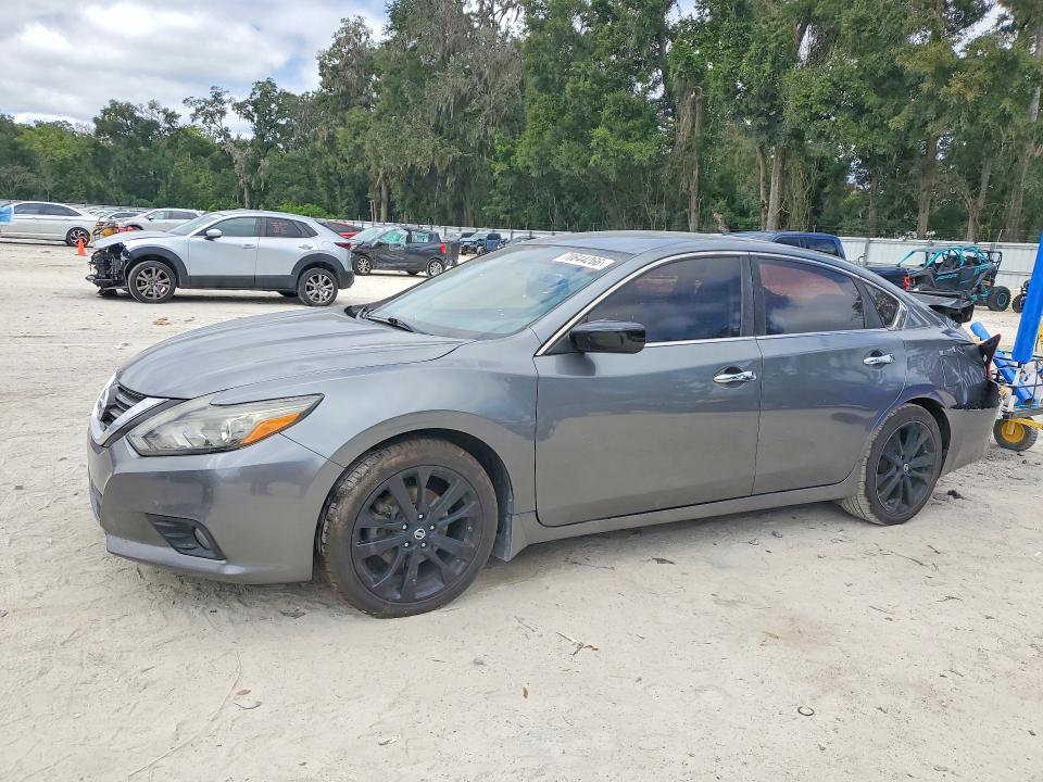 2017 Nissan Altima მანქანა იყიდება აუქციონზე, vin: 1N4AL3AP3HC189476, აუქციონის ნომერი: 70644266