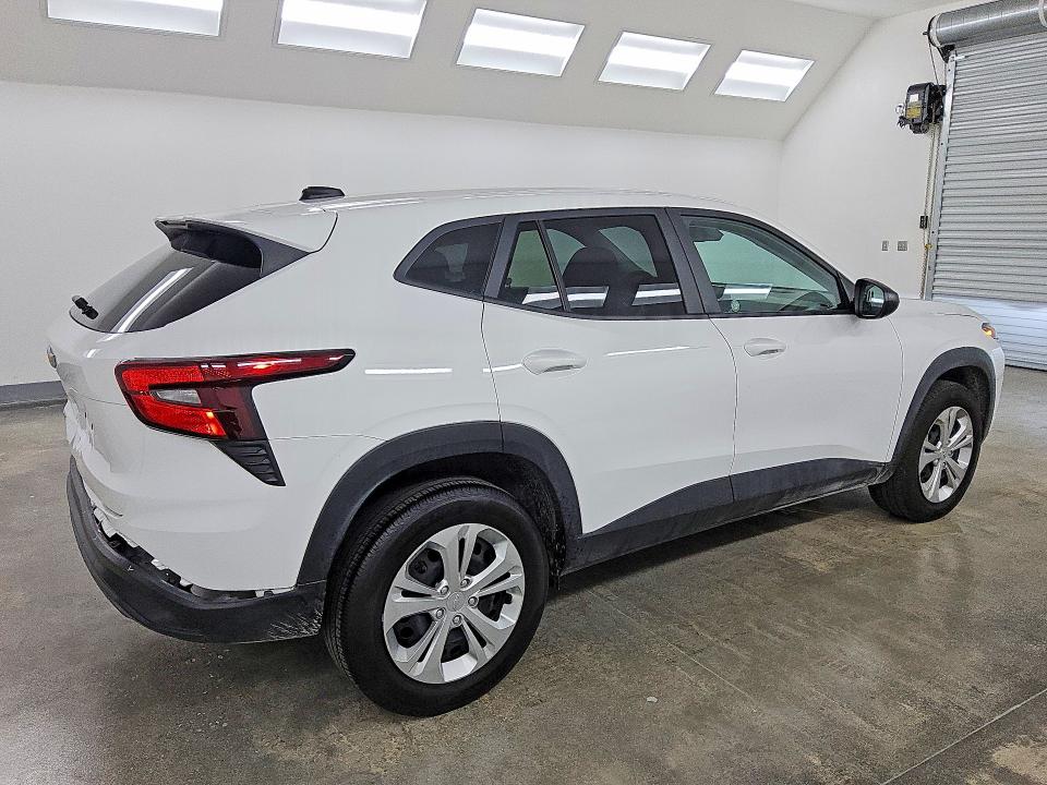 Продажа на аукционе авто 2025 Chevrolet Trax, vin: KL77LFEP8SC238143, номер лота: 69623736
