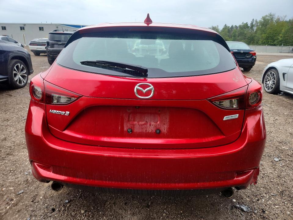 68546976 :رقم المزاد ، 3MZBN1M3XJM189790 vin ، 2018 Mazda 3 مزاد بيع