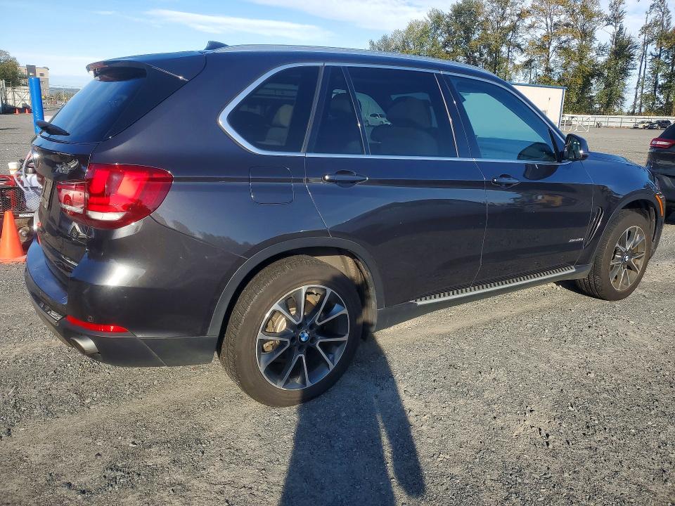 70836446 :رقم المزاد ، 5UXKR0C52F0K71820 vin ، 2015 Bmw X5 مزاد بيع