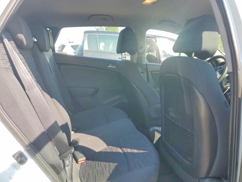 66900226 :رقم المزاد ، KMHCT5AE2HU322490 vin ، 2017 Hyundai Accent مزاد بيع