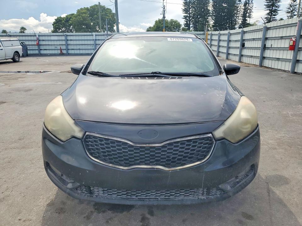 2015 Kia Forte მანქანა იყიდება აუქციონზე, vin: KNAFK4A6XF5284972, აუქციონის ნომერი: 67269626