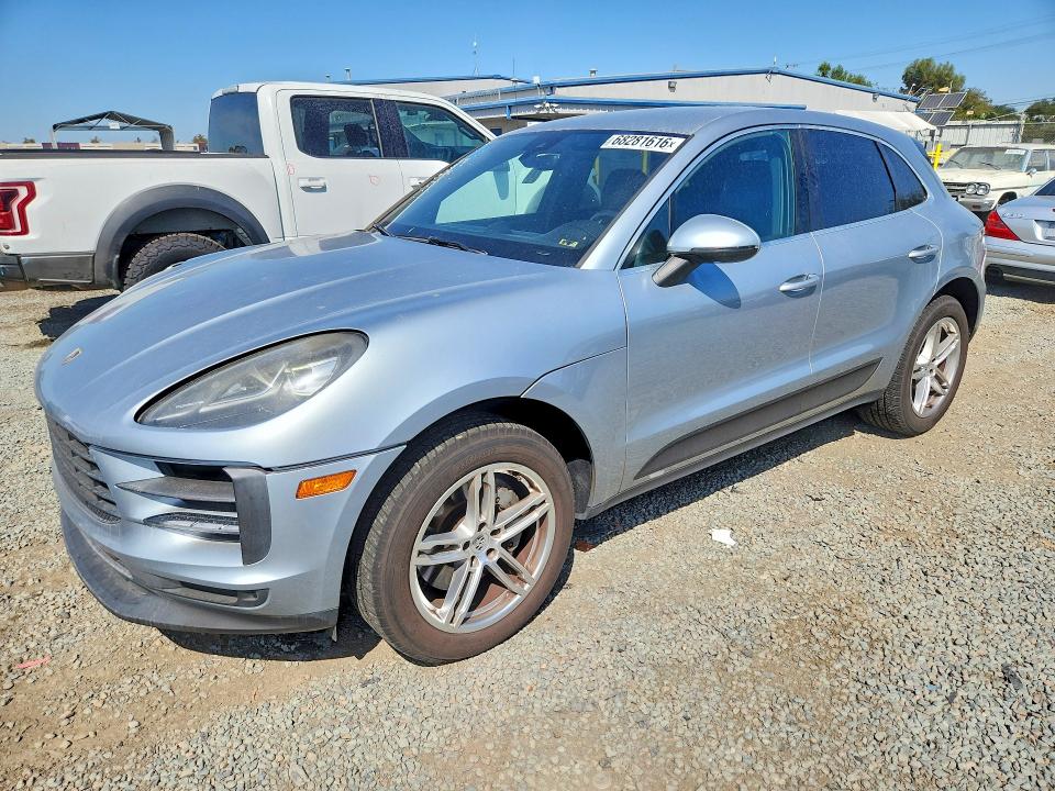 68281616 :رقم المزاد ، WP1AB2A57LLB30671 vin ، 2020 Porsche Macan مزاد بيع