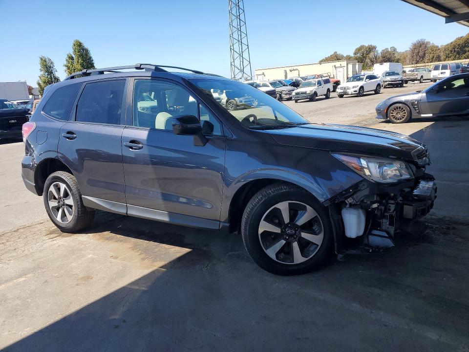 67541206 :رقم المزاد ، JF2SJAGCXHH509734 vin ، 2017 Subaru Forester مزاد بيع