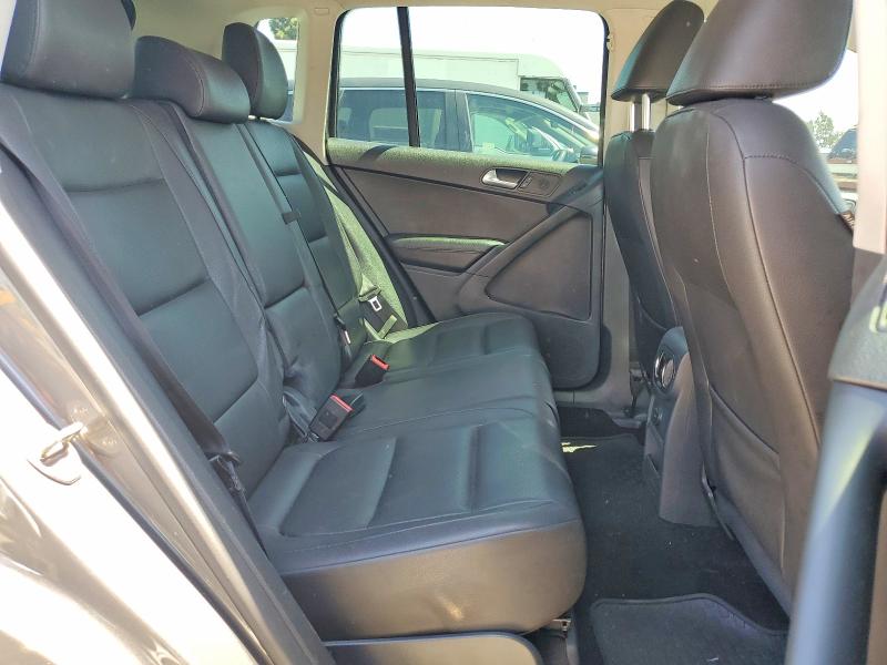 68641596 :رقم المزاد ، WVGAV7AX1GW538347 vin ، 2016 Volkswagen Tiguan مزاد بيع