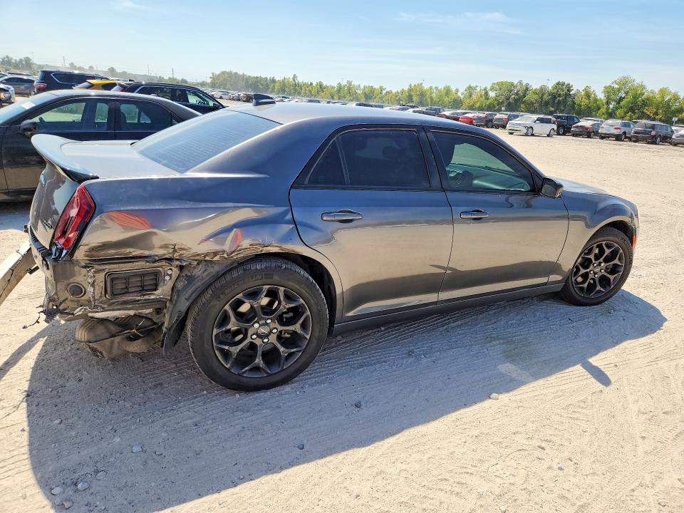 Auction sale of the 2020 Chrysler 300, vin: 2C3CCARG1LH233724, lot number: 70730106
