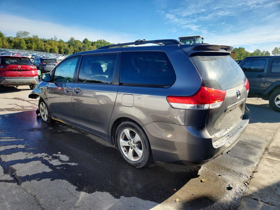 Продажа на аукционе авто 2013 Toyota Sienna, vin: 5TDKK3DC8DS358233, номер лота: 67216186