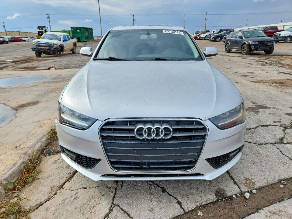 Продажа на аукционе авто 2014 Audi A4, vin: WAUAFAFL2EN043370, номер лота: 69730176