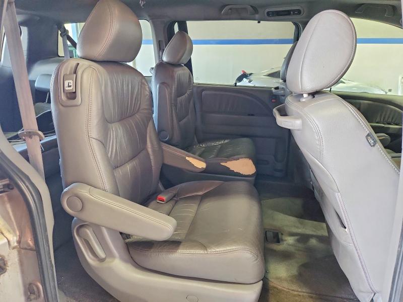 69582386 :رقم المزاد ، 5FNRL3H7XAB009714 vin ، 2010 Honda Odyssey مزاد بيع