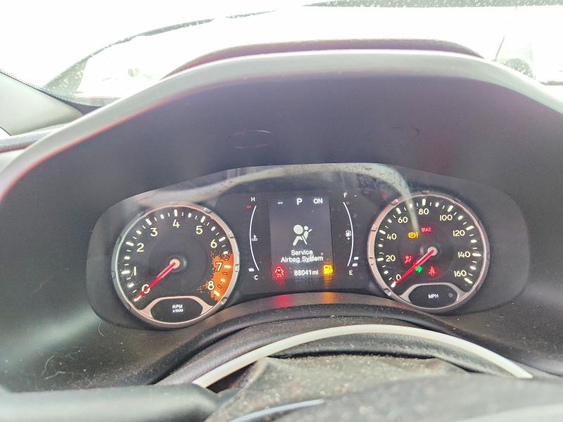 2018 Jeep Renegade მანქანა იყიდება აუქციონზე, vin: ZACCJABB5JPJ26670, აუქციონის ნომერი: 69910286