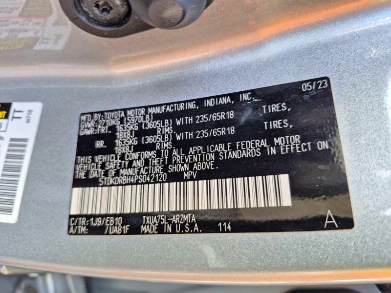 67990366 :رقم المزاد ، 5TDKDRBH4PS042120 vin ، 2023 Toyota Highlander مزاد بيع