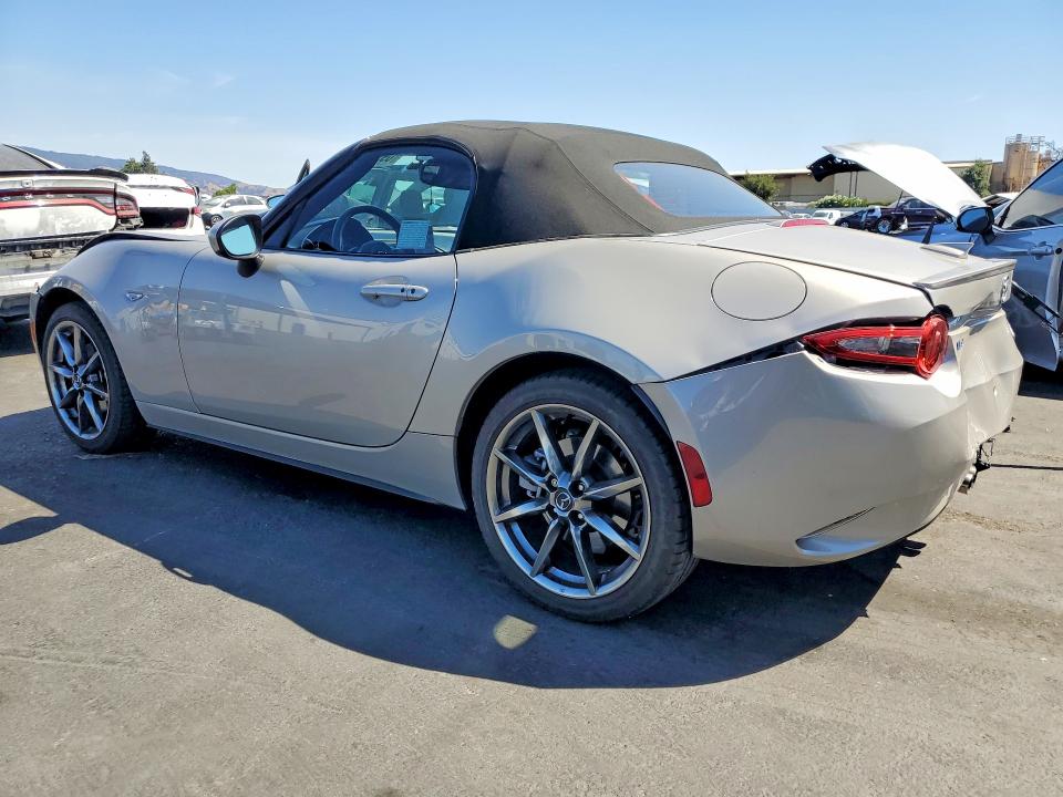 Продажа на аукционе авто 2023 Mazda Mx-5 Miata, vin: JM1NDAD70P0558576, номер лота: 69983146