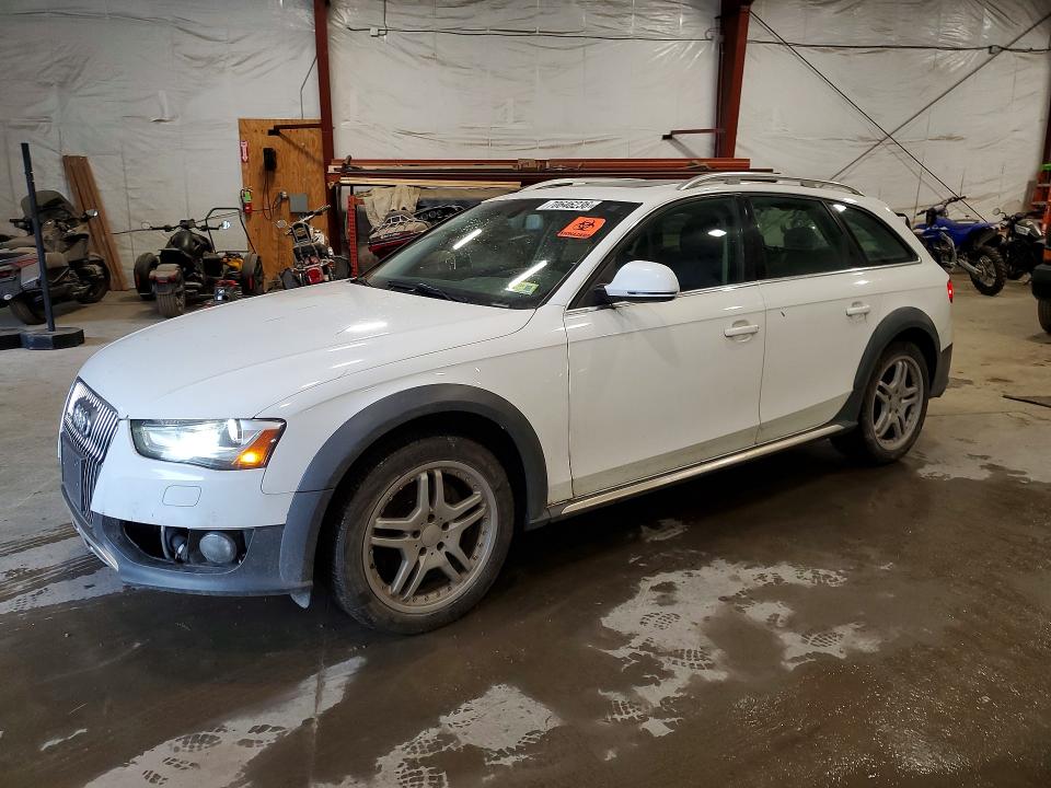 Продажа на аукционе авто 2013 Audi A4 Allroad, vin: WA1UFAFL0DA198693, номер лота: 70646236