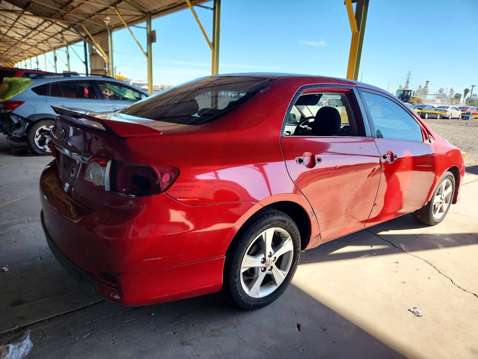 70471526 :رقم المزاد ، 5YFBU4EE6CP034527 vin ، 2012 Toyota Corolla مزاد بيع