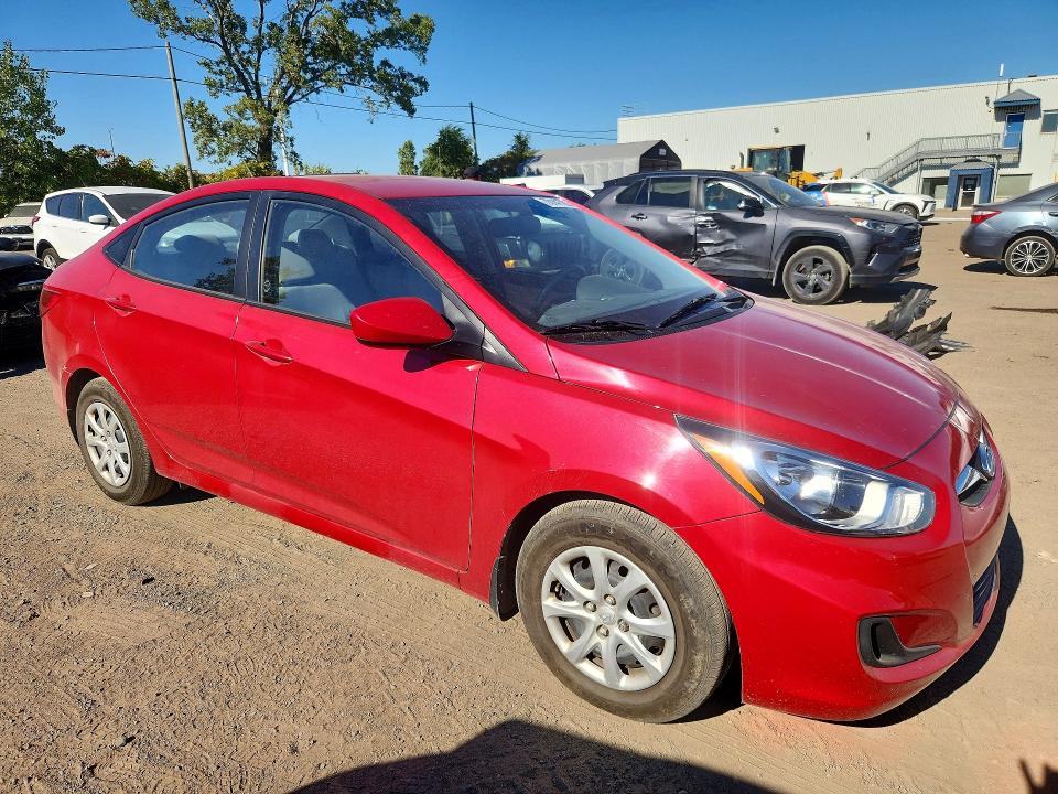 2014 Hyundai Accent მანქანა იყიდება აუქციონზე, vin: KMHCT4AEXEU701470, აუქციონის ნომერი: 70141756