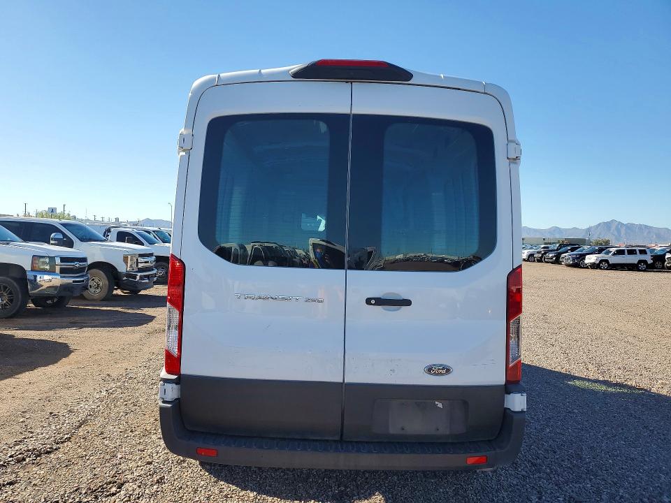 70442196 :رقم المزاد ، 1FTBR1C82PKB00864 vin ، 2023 Ford Transit مزاد بيع