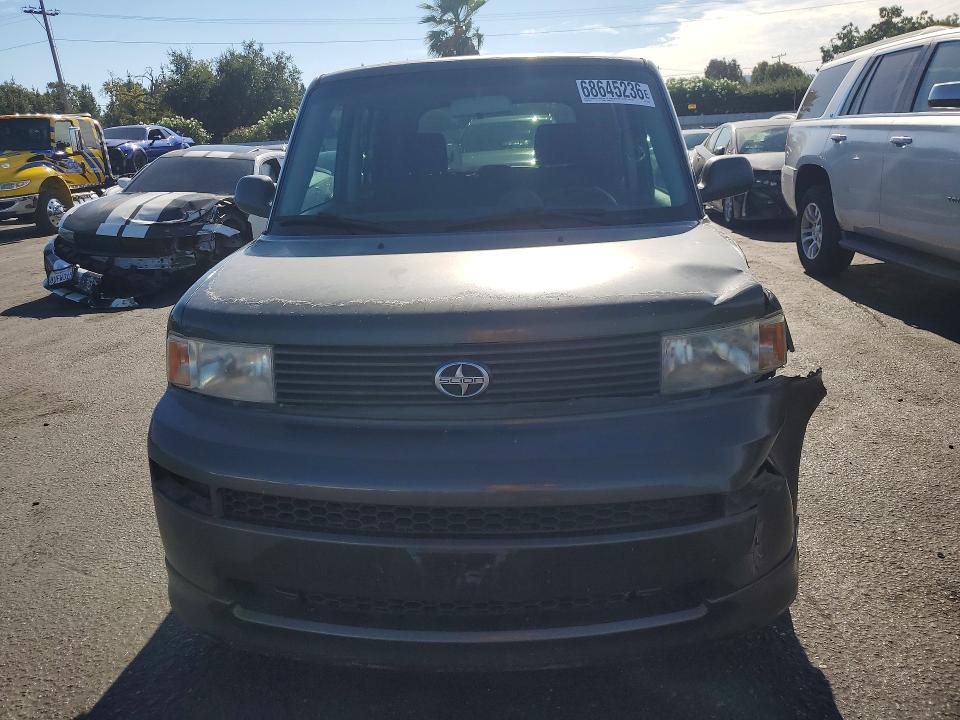 68645236 :رقم المزاد ، JTLKT324064032860 vin ، 2006 Scion Xb مزاد بيع