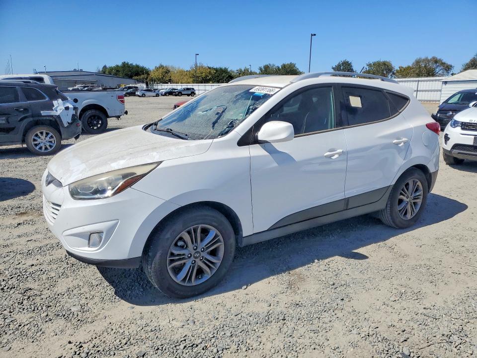 2015 Hyundai Tucson მანქანა იყიდება აუქციონზე, vin: KM8JU3AG5FU054820, აუქციონის ნომერი: 69391166