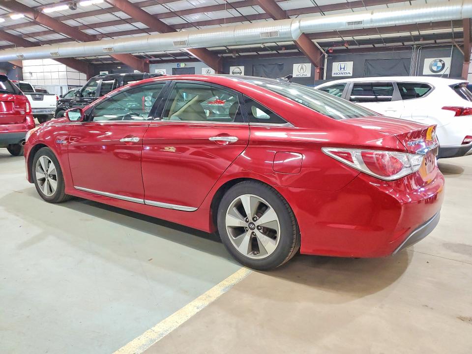 2011 Hyundai Sonata მანქანა იყიდება აუქციონზე, vin: KMHEC4A48BA018664, აუქციონის ნომერი: 69226246