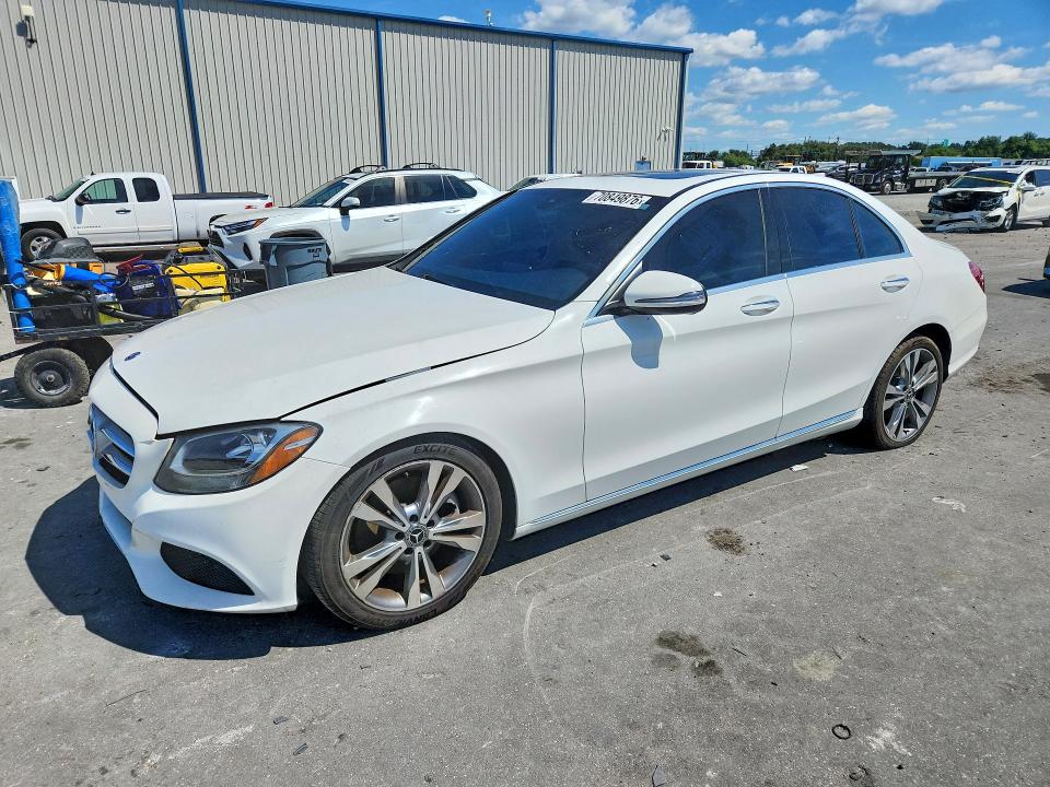 2018 Mercedes-benz C მანქანა იყიდება აუქციონზე, vin: 55SWF4JB4JU261603, აუქციონის ნომერი: 70849876