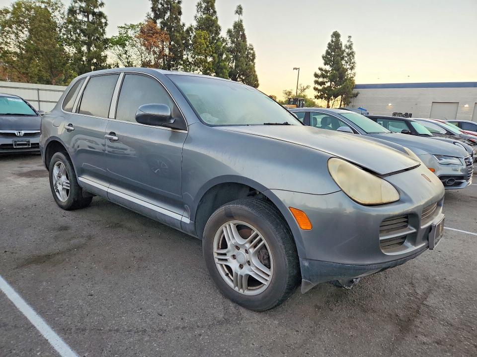 2004 Porsche Cayenne მანქანა იყიდება აუქციონზე, vin: WP1AA29P14LA24498, აუქციონის ნომერი: 67400556