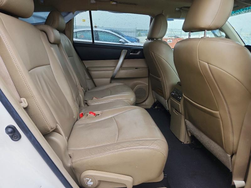 Продажа на аукционе авто 2012 Toyota Highlander, vin: 5TDBK3EH6CS115514, номер лота: 68512576