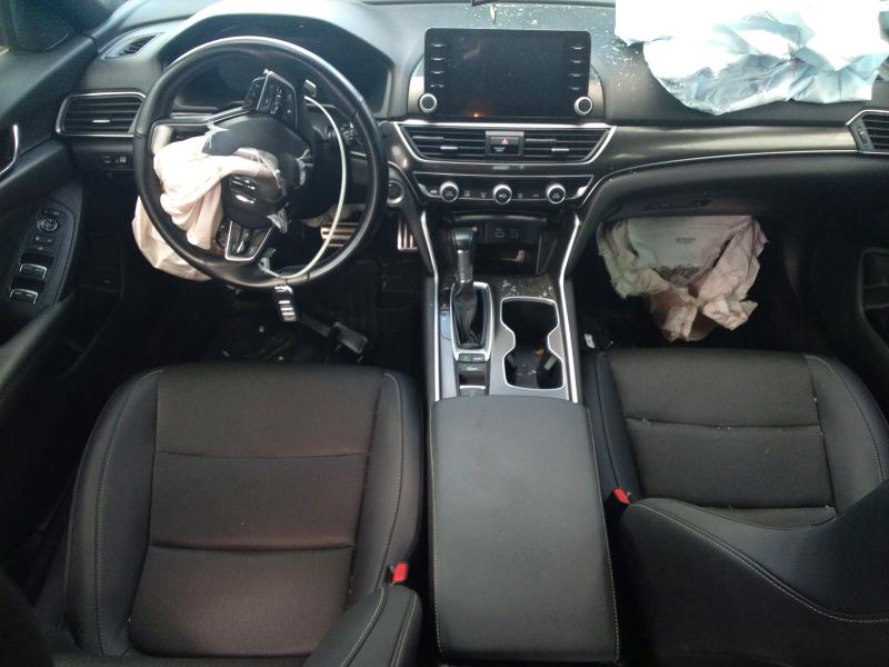 61636096 :رقم المزاد ، 1HGCV1F31NA098447 vin ، 2022 Honda Accord مزاد بيع