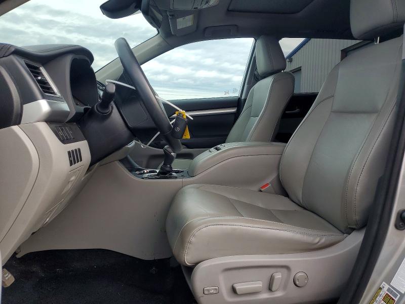 Продаж на аукціоні авто 2018 Toyota Highlander, vin: 5TDJZRFH7JS555506, номер лоту: 68099466