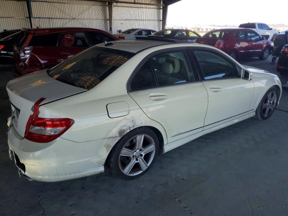 68684356 :رقم المزاد ، WDDGF5EB5BR153272 vin ، 2011 Mercedes-benz C مزاد بيع