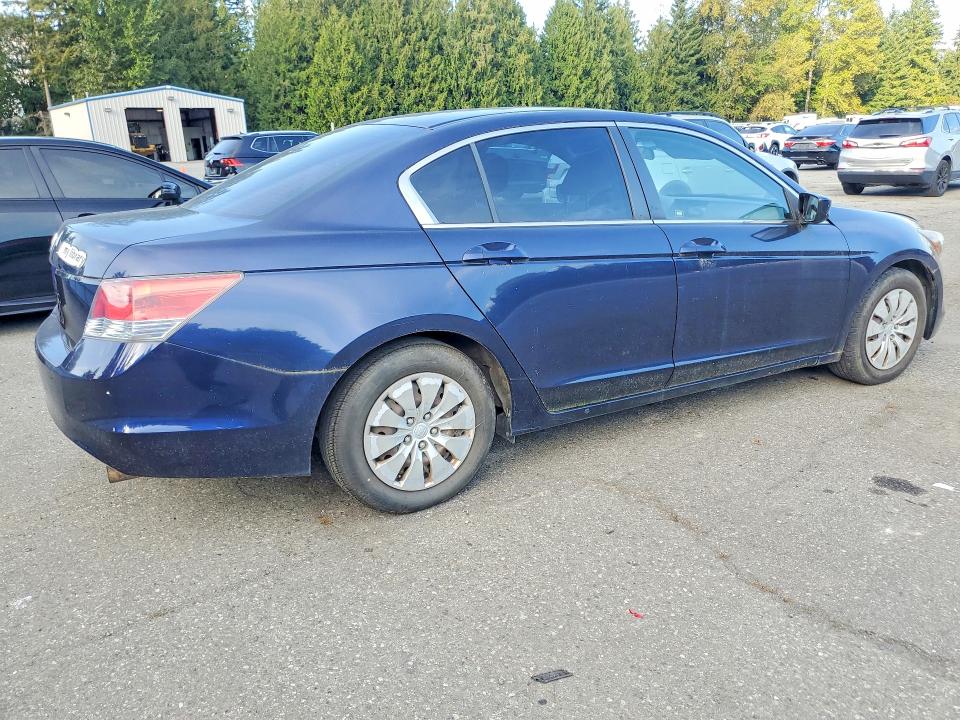 70327306 :رقم المزاد ، JHMCP26318C017324 vin ، 2008 Honda Accord مزاد بيع