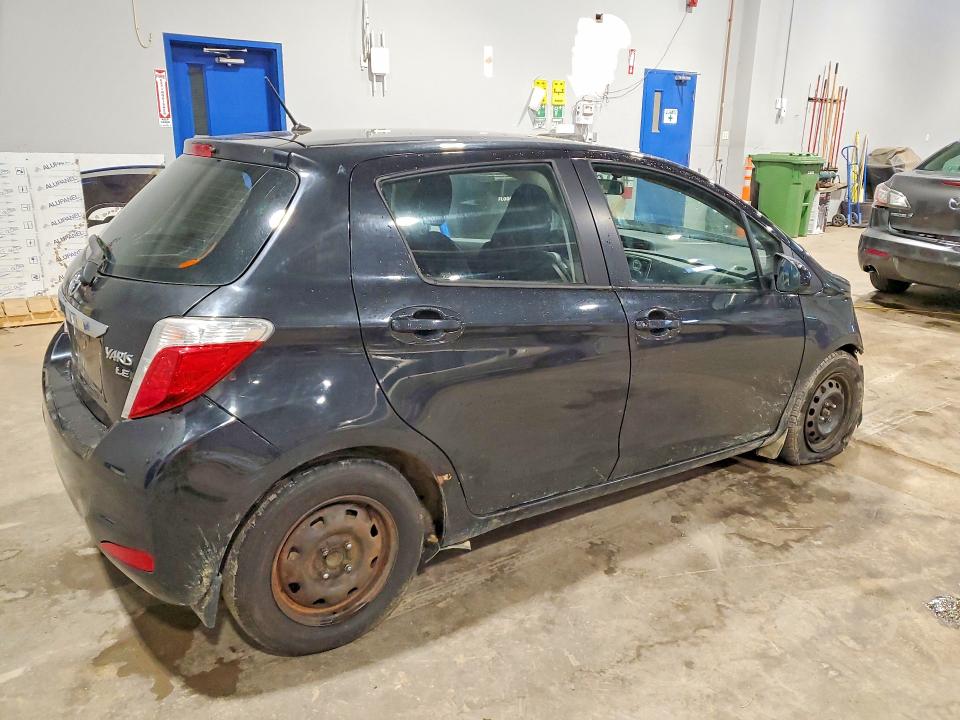 70671456 :رقم المزاد ، VNKKTUD37EA000565 vin ، 2014 Toyota Yaris مزاد بيع