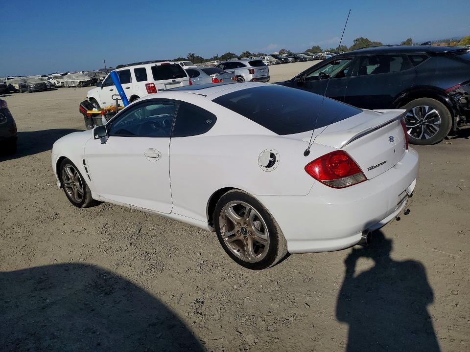 2006 Hyundai Tiburon მანქანა იყიდება აუქციონზე, vin: KMHHN65F86U216549, აუქციონის ნომერი: 69745246
