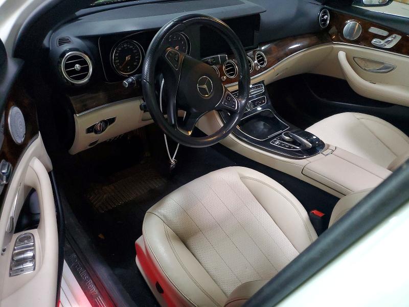 69505106 :رقم المزاد ، WDDZF4KB8JA388818 vin ، 2018 Mercedes-benz E مزاد بيع