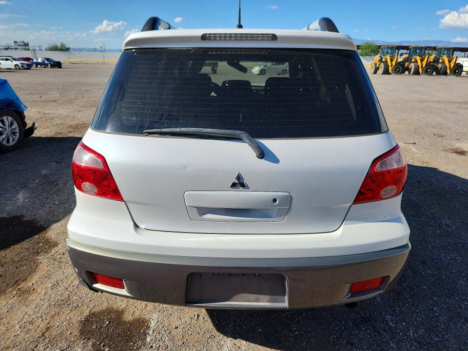 67513766 :رقم المزاد ، JA4LX31F05U024046 vin ، 2005 Mitsubishi Outlander مزاد بيع