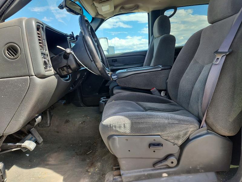 2005 Chevrolet Silverado მანქანა იყიდება აუქციონზე, vin: 1GCHK33285F926100, აუქციონის ნომერი: 68878446