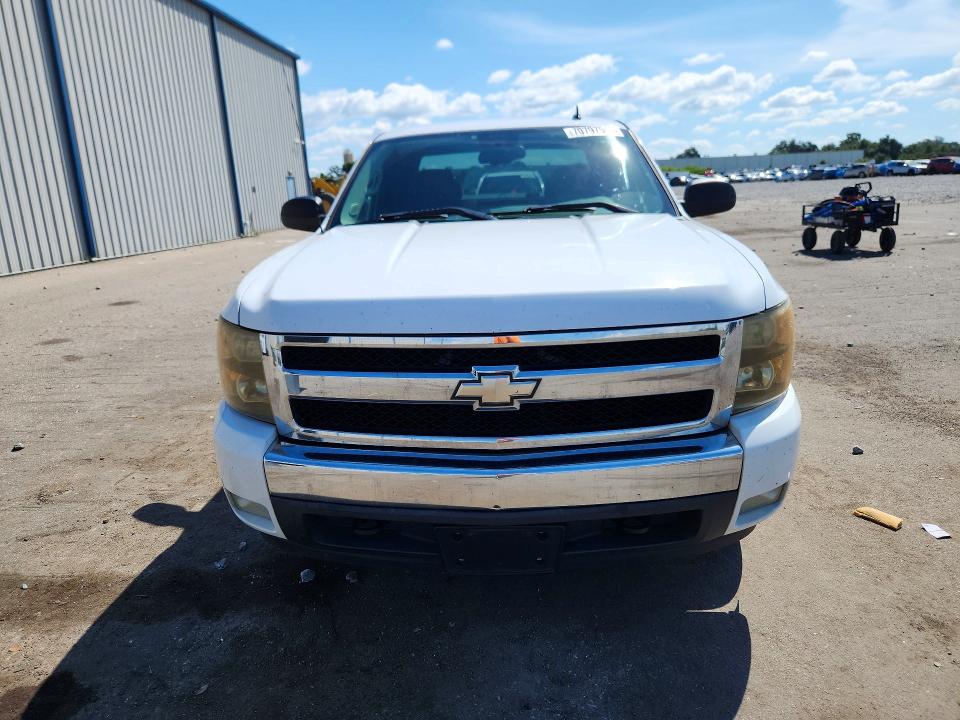 70797596 :رقم المزاد ، 2GCEC19J281290580 vin ، 2008 Chevrolet Silverado مزاد بيع