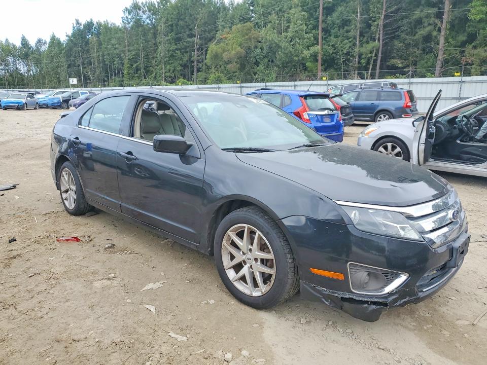 70430066 :رقم المزاد ، 3FAHP0JA3CR387899 vin ، 2012 Ford Fusion مزاد بيع