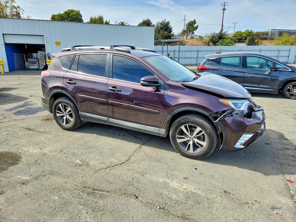 Aukcja sprzedaży 2017 Toyota Rav4, vin: 2T3RFREV9HW582511, numer aukcji: 70666646