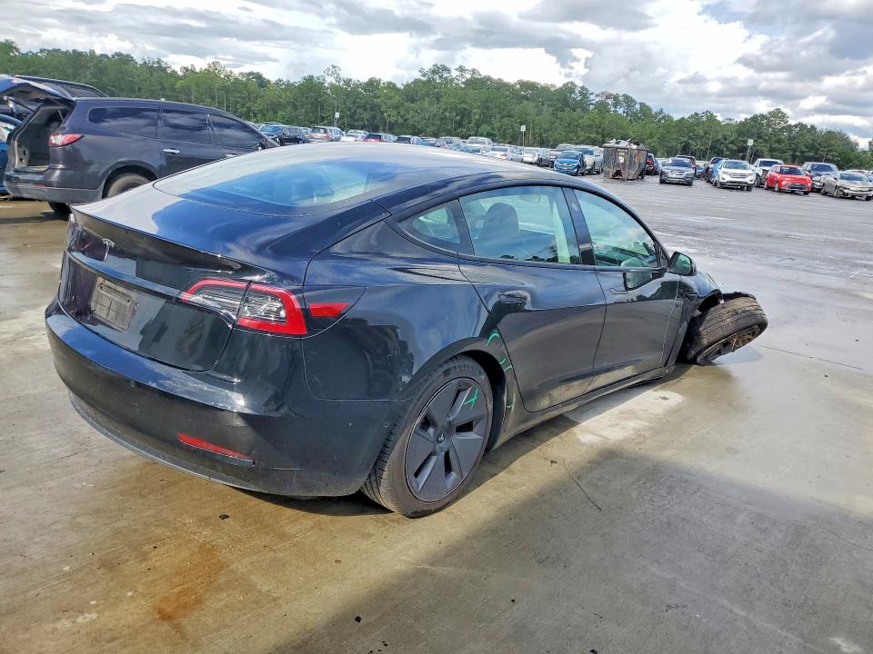 Auction sale of the 2021 Tesla Model 3, vin: 5YJ3E1EA3MF027089, lot number: 68269276