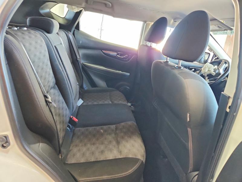 68755196 :رقم المزاد ، JN1BJ1CRXHW111978 vin ، 2017 Nissan Rogue Sport مزاد بيع