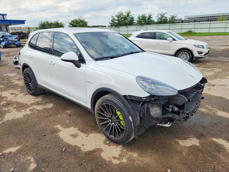 Aukcja sprzedaży 2016 Porsche Cayenne, vin: WP1AE2A25GLA17112, numer aukcji: 67258986