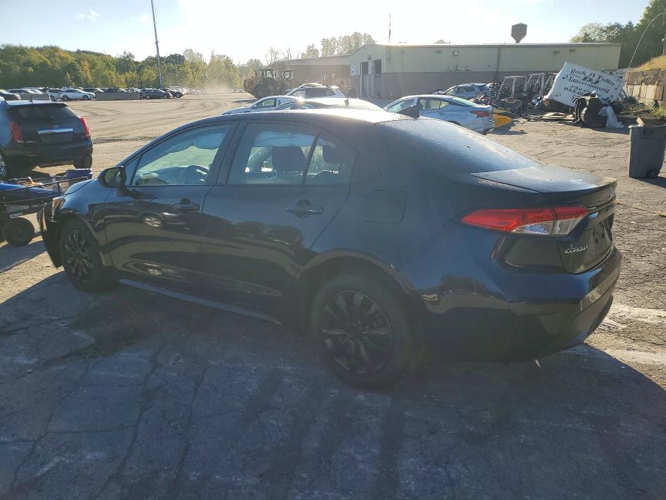 70169876 :رقم المزاد ، 5YFEPMAE4MP175205 vin ، 2021 Toyota Corolla مزاد بيع