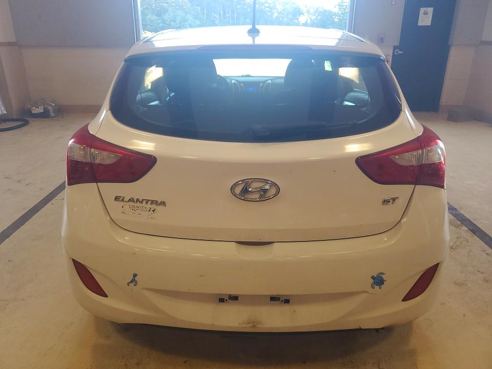 2014 Hyundai Elantra Gt მანქანა იყიდება აუქციონზე, vin: KMHD35LH5EU171961, აუქციონის ნომერი: 68020976