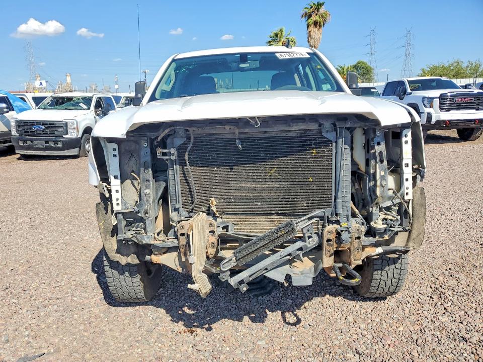 67462776 :رقم المزاد ، 1GT12REGXHF178788 vin ، 2017 Gmc Sierra مزاد بيع