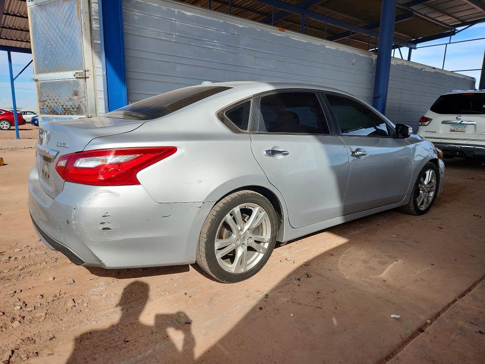 69726236 :رقم المزاد ، 1N4BL3AP0HC204049 vin ، 2017 Nissan Altima مزاد بيع