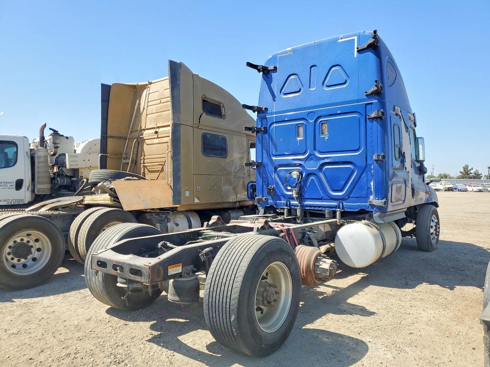 Aukcja sprzedaży 2014 Freightliner Cascadia, vin: 3AKJGLDV7ESFL8028, numer aukcji: 73745395