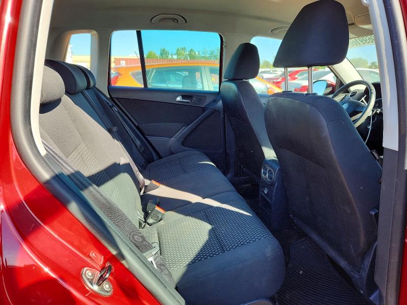 69699166 :رقم المزاد ، WVGAV7AX2AW002482 vin ، 2010 Volkswagen Tiguan مزاد بيع